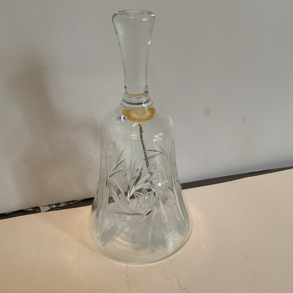 Vintage crystal bell and crystal ring holder for your bedroom dresser-  used - Picture 3 of 7